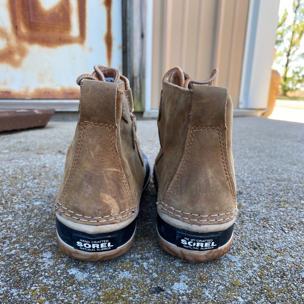 SOREL BOOTIES